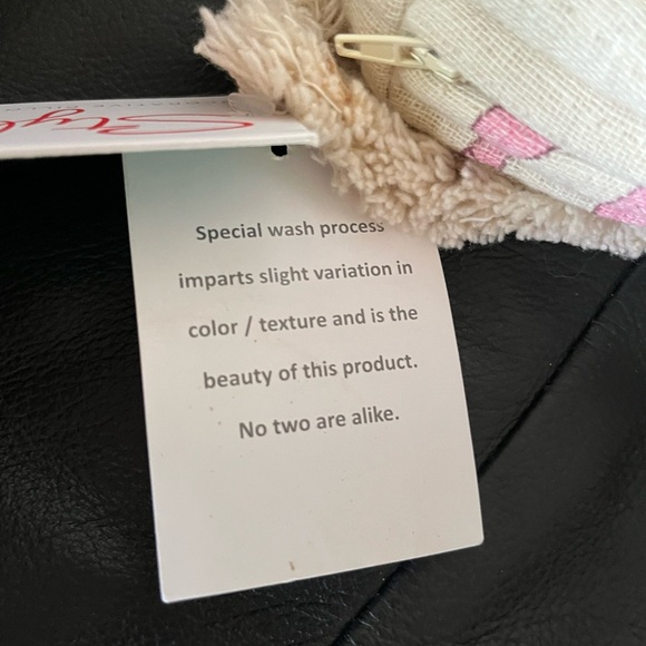 Christmas Valentine’s Set of 2 Decoration Pillows with Bows - Picture 4 of 4